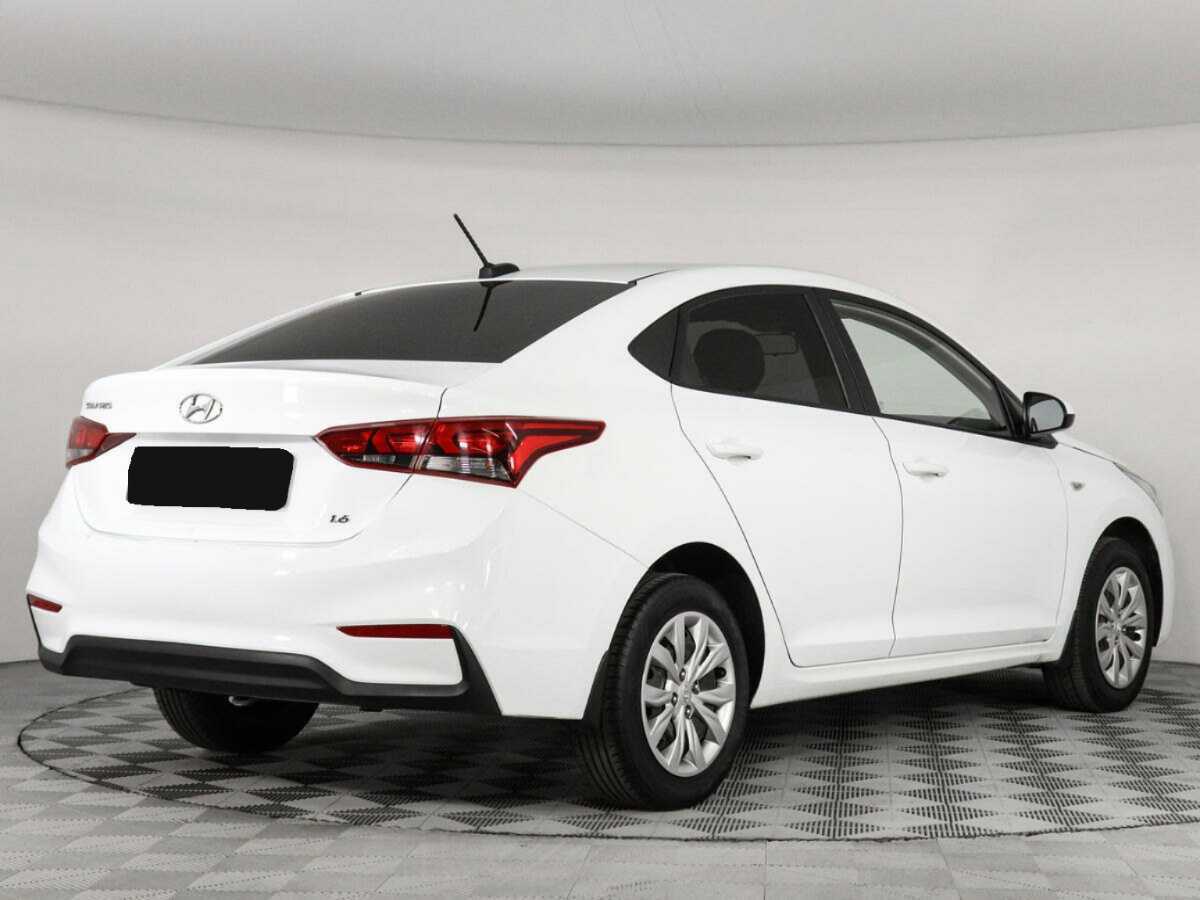 Купить Hyundai Solaris с пробегом. Фото: #4