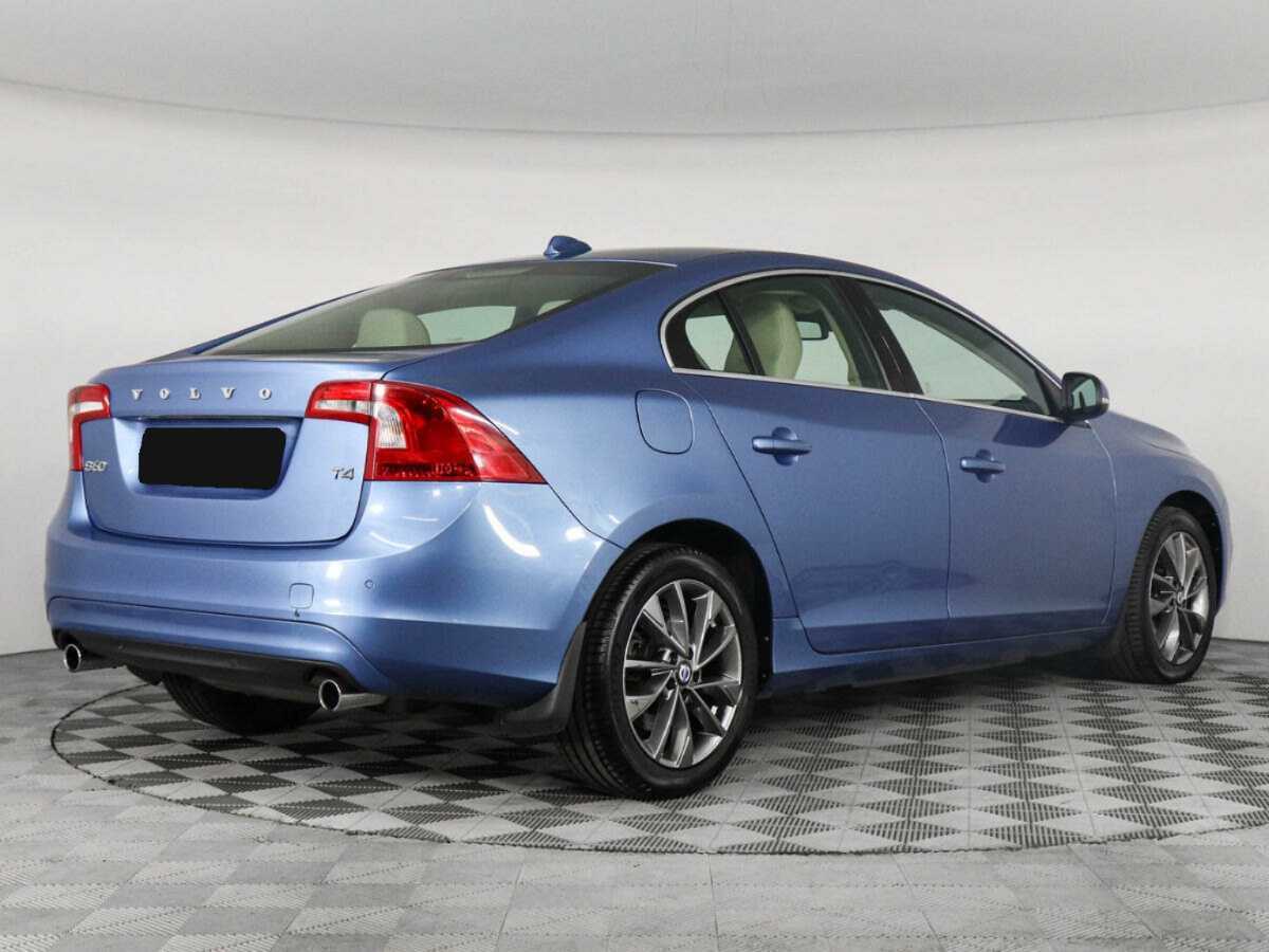Купить Volvo S60 с пробегом. Фото: #4