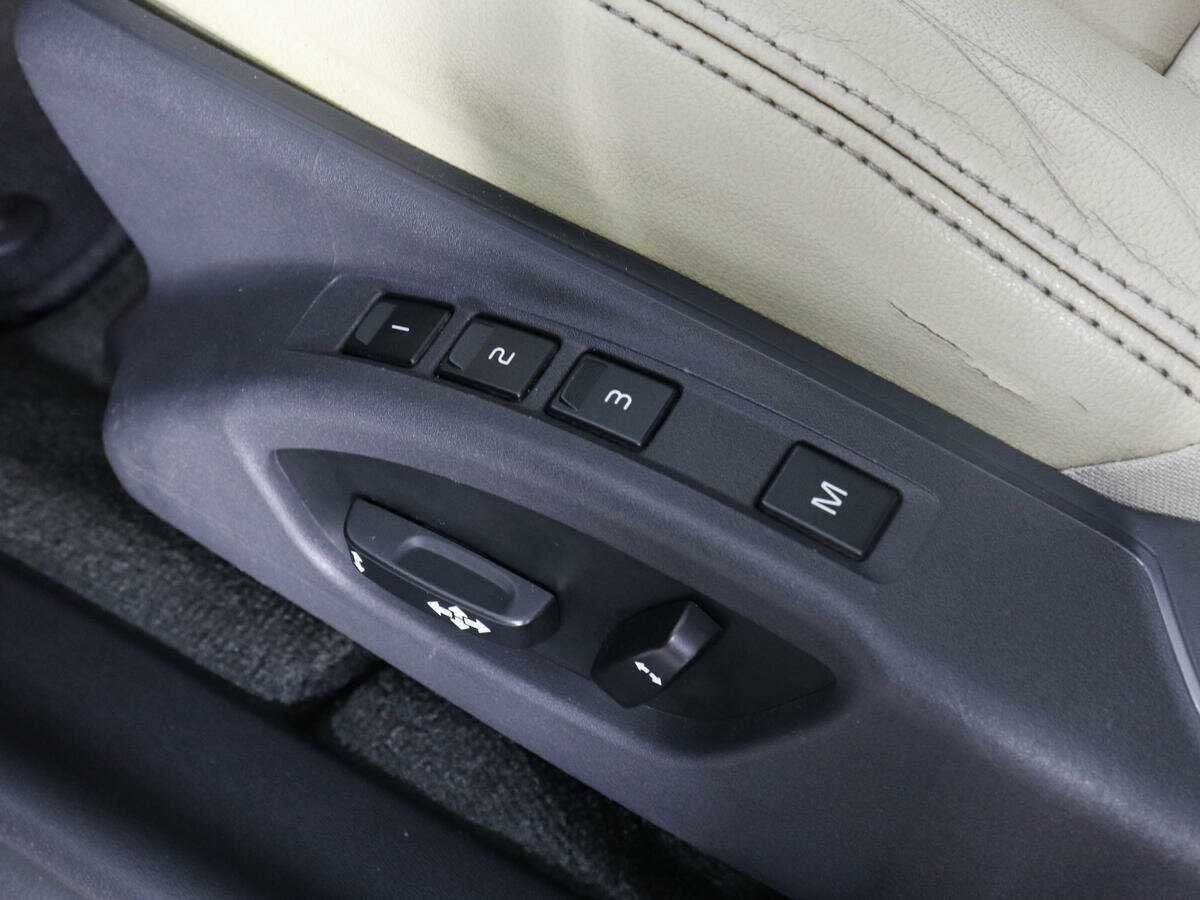 Купить Volvo S60 с пробегом. Фото: #12