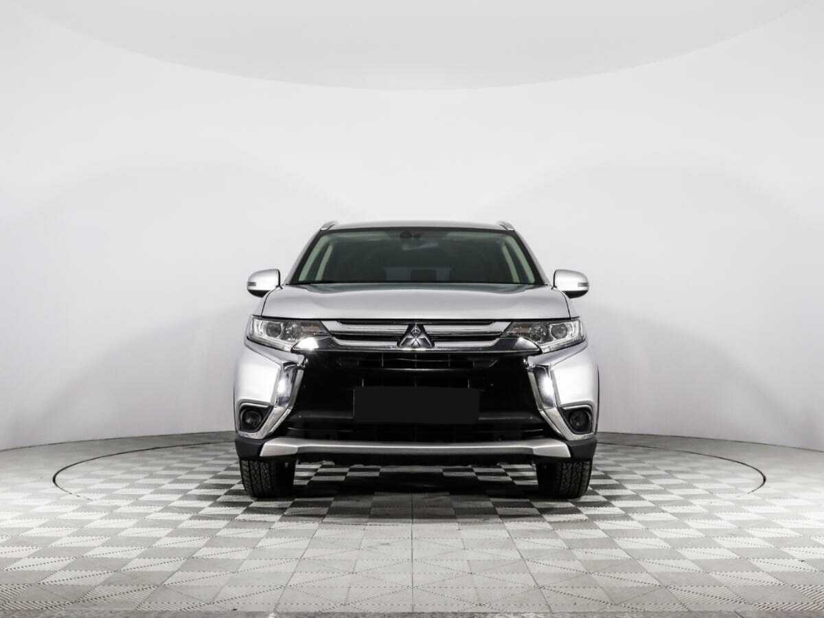 Купить Mitsubishi Outlander с пробегом. Фото: #1