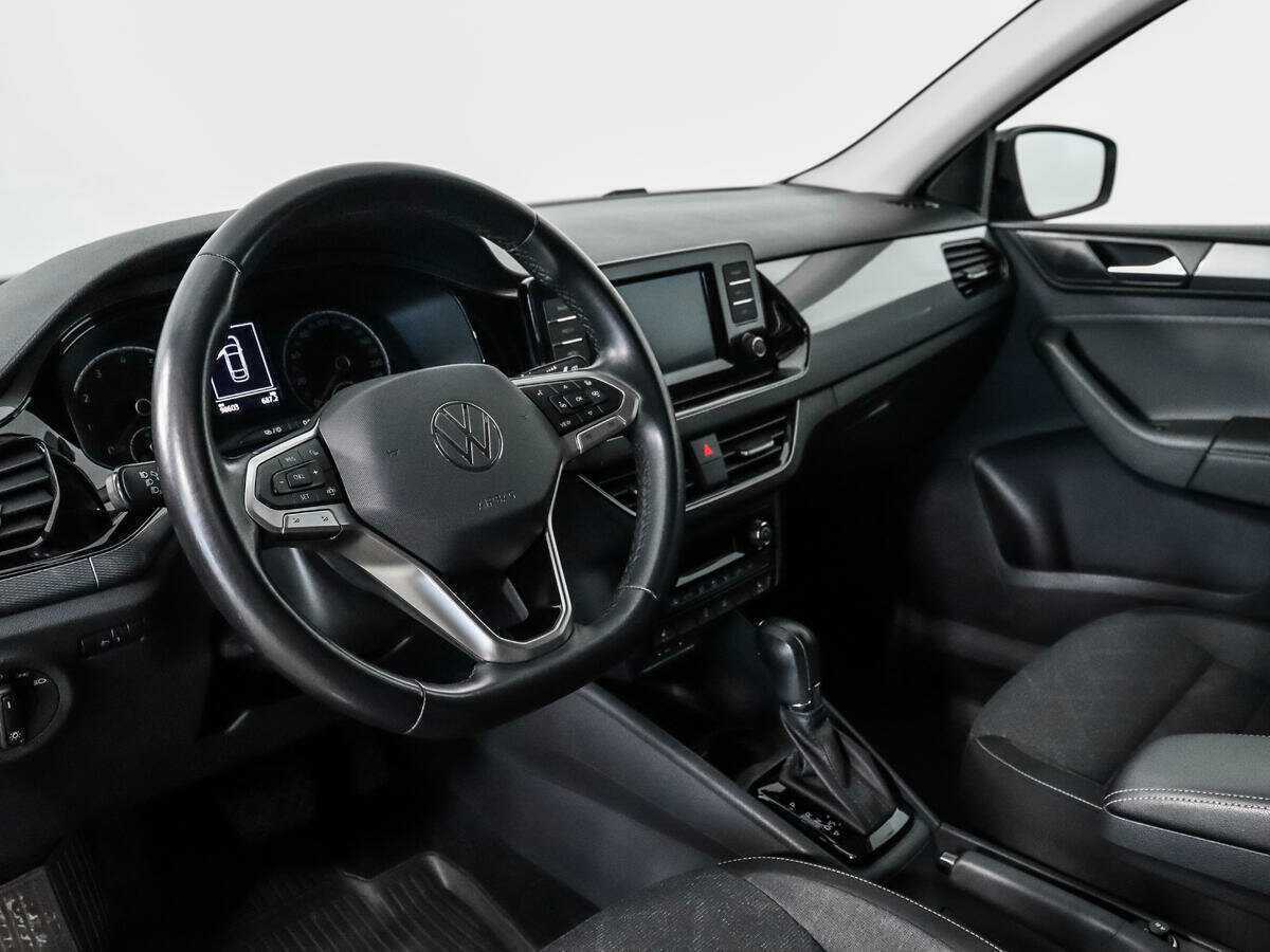 Купить Volkswagen Polo с пробегом. Фото: #8