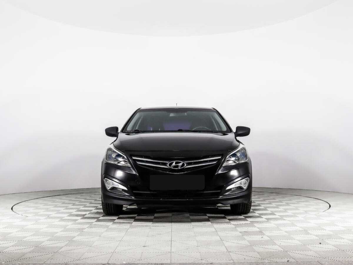 Купить Hyundai Solaris с пробегом. Фото: #1