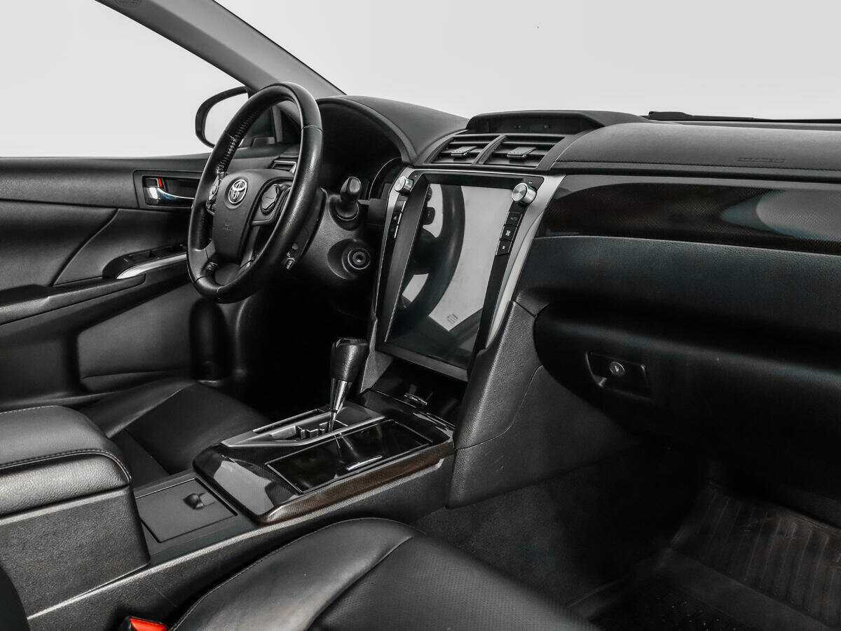 Купить Toyota Camry с пробегом. Фото: #11