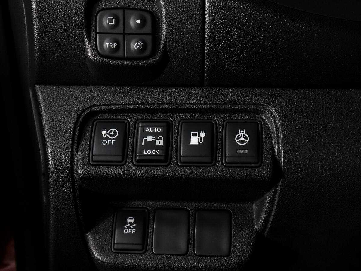 Купить Nissan Leaf с пробегом. Фото: #9