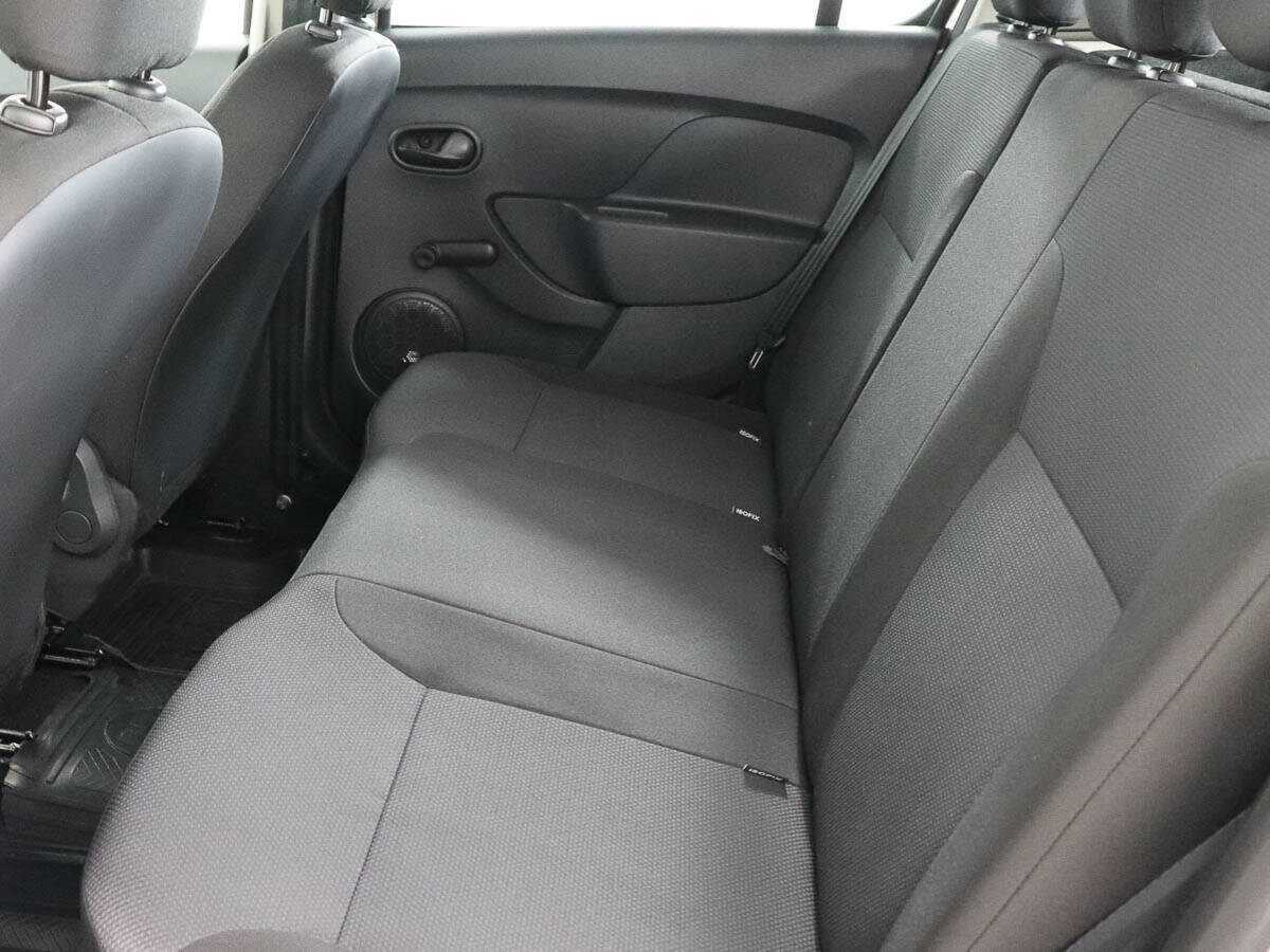 Купить Renault Sandero с пробегом. Фото: #10