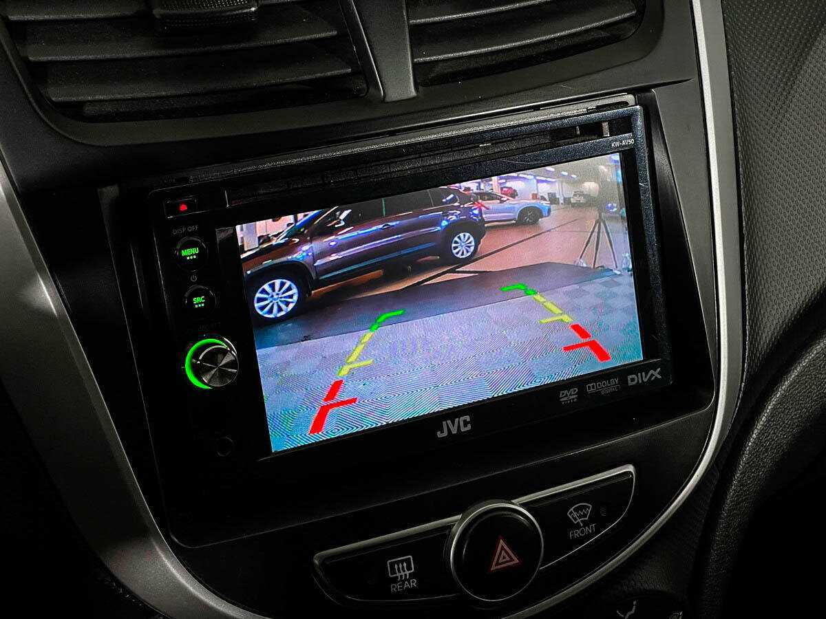 Купить Hyundai Solaris с пробегом. Фото: #14