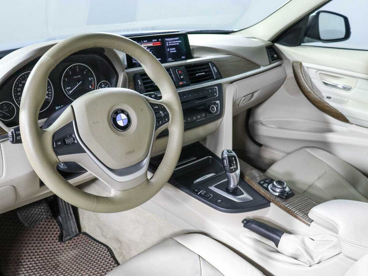 Купить BMW 3 серии с пробегом. Фото: #13