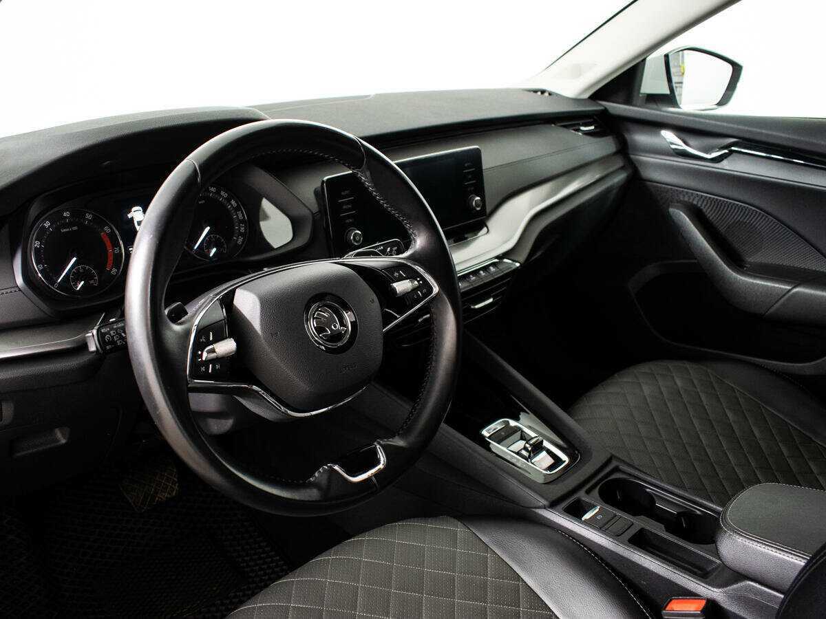 Купить Skoda Octavia с пробегом. Фото: #12