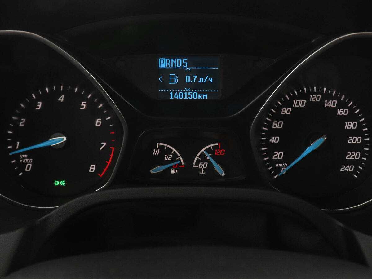 Купить Ford Focus с пробегом. Фото: #10