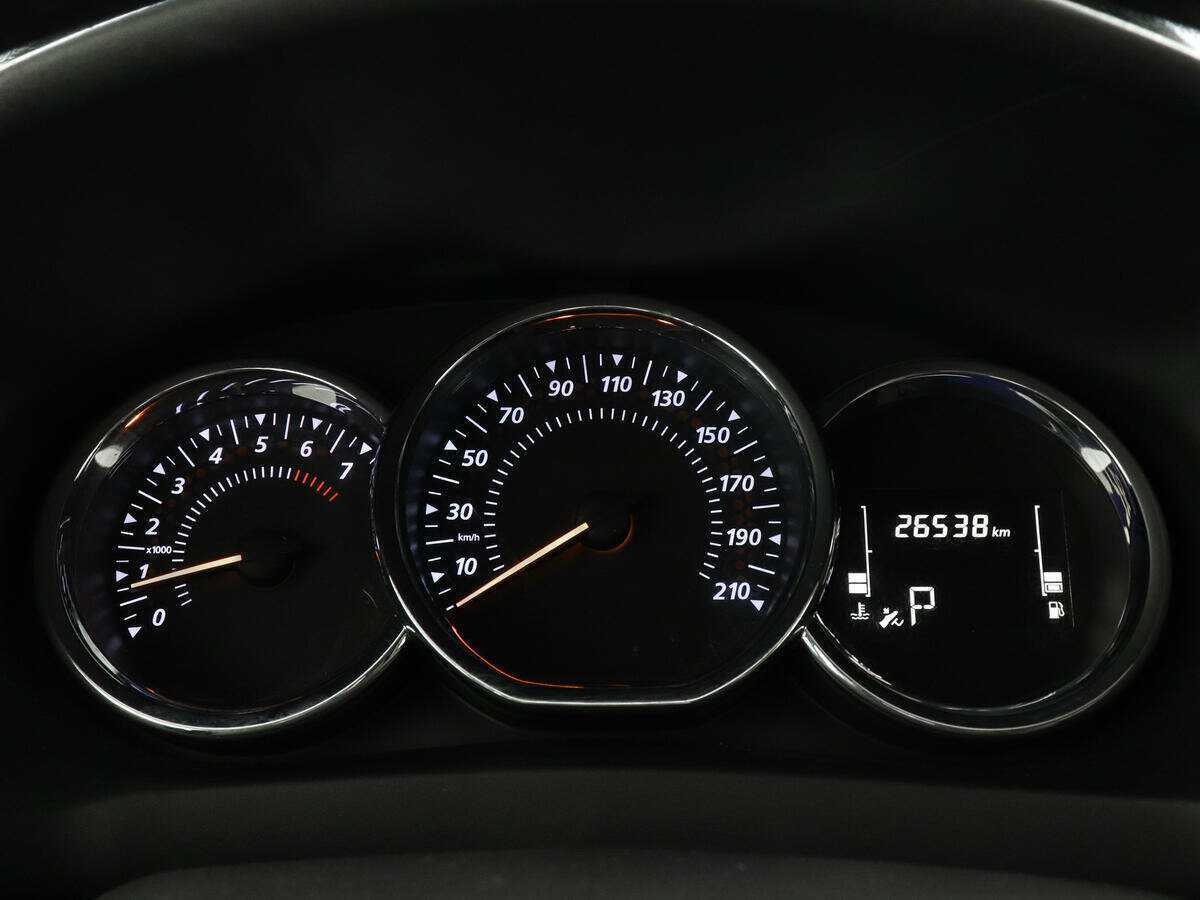 Купить Renault Sandero с пробегом. Фото: #7