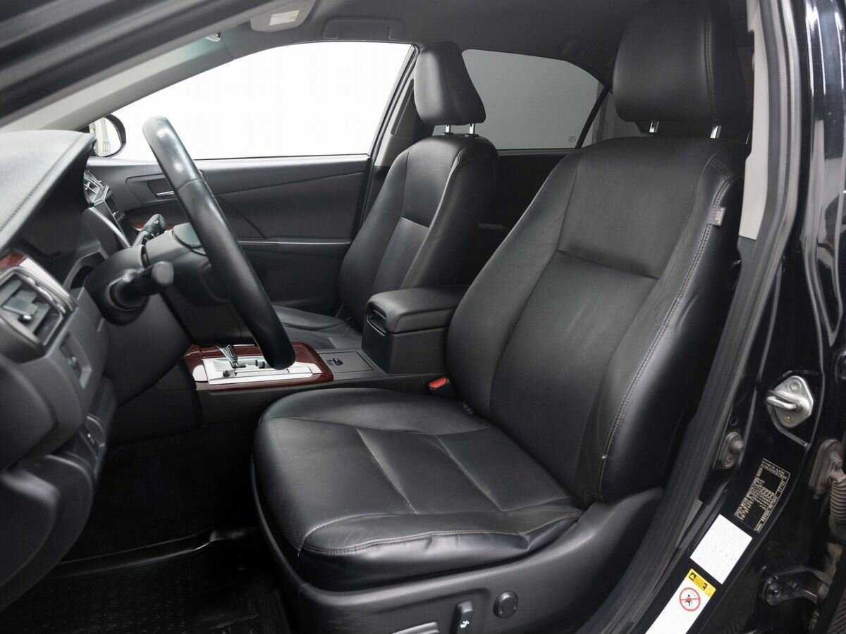 Продажа Б/У Тойота Камри. Фото: #7