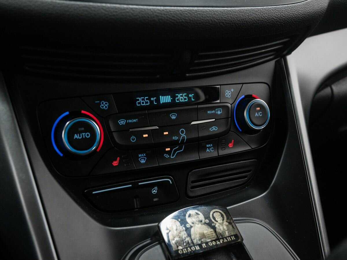 Купить Ford Kuga с пробегом. Фото: #18