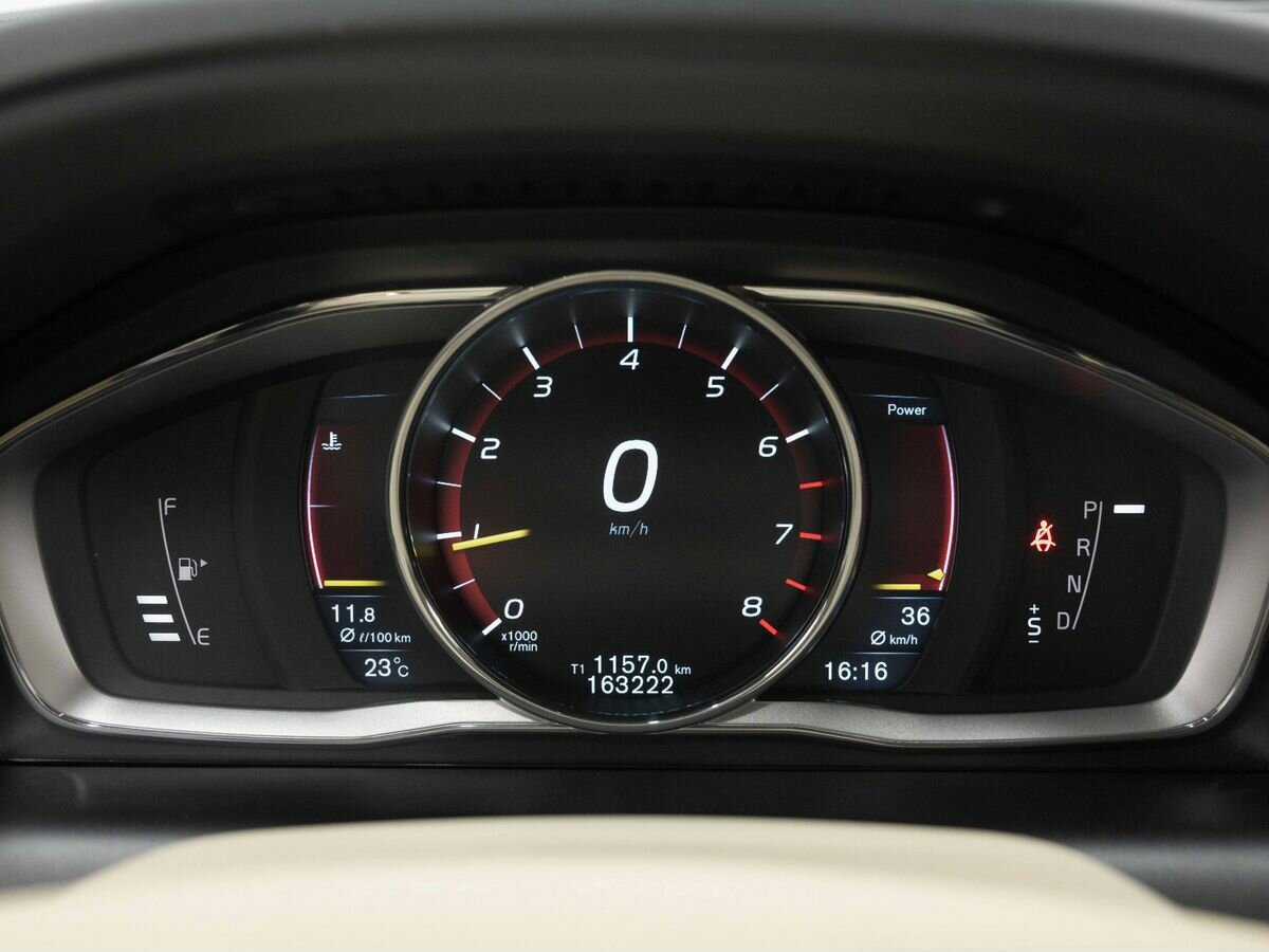 Купить Volvo XC60 с пробегом. Фото: #17