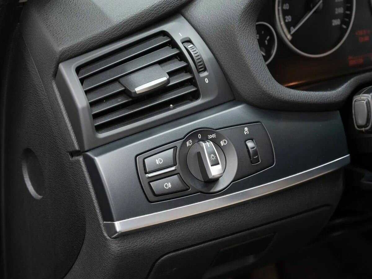 Купить BMW X3 с пробегом. Фото: #20