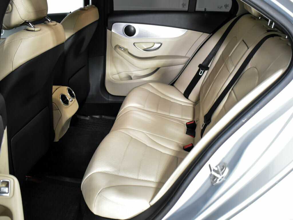 Купить Mercedes-Benz C-Класс с пробегом. Фото: #7