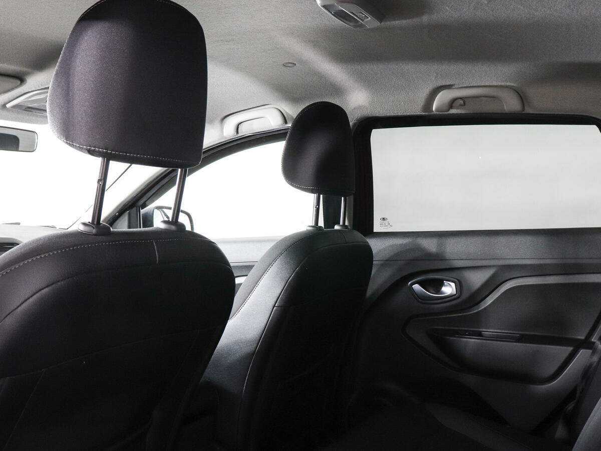 Купить Lada (ВАЗ) XRAY с пробегом. Фото: #6