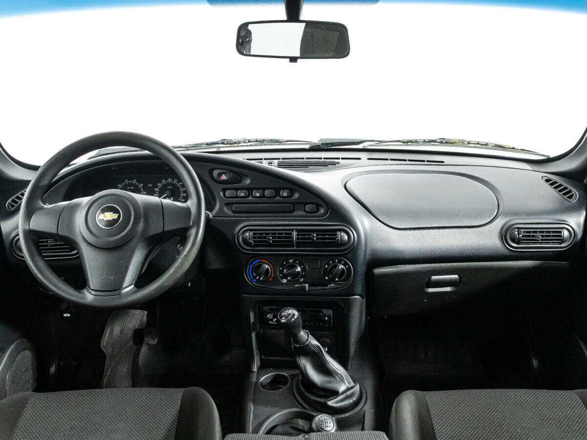 Купить Chevrolet Niva с пробегом. Фото: #12