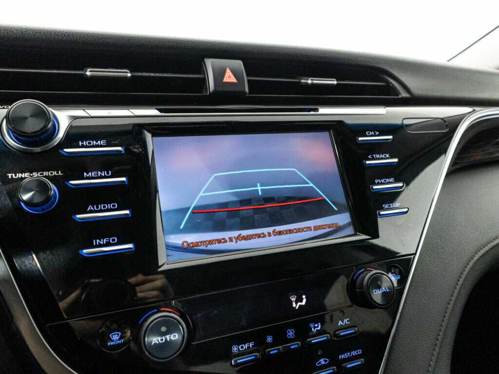 Купить Toyota Camry с пробегом. Фото: #14