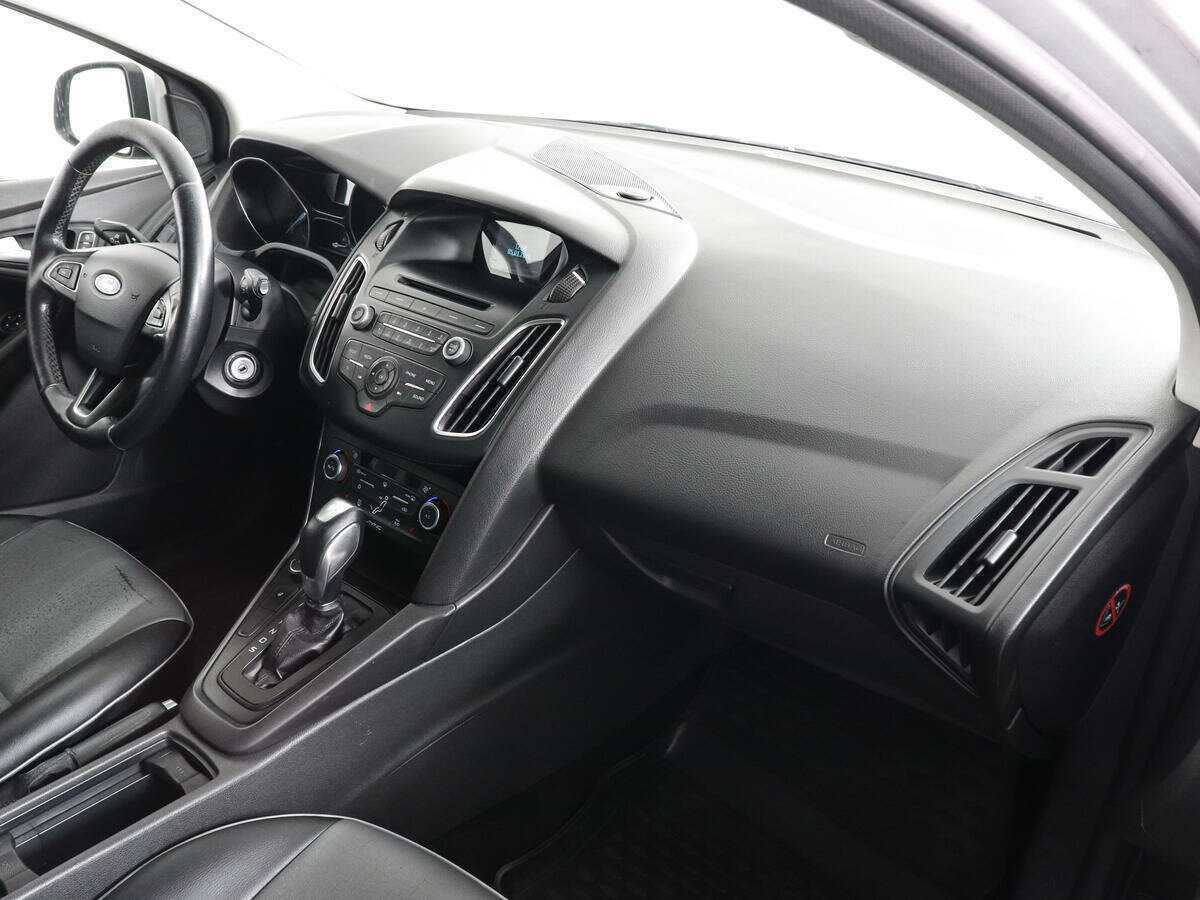 Купить Ford Focus с пробегом. Фото: #5