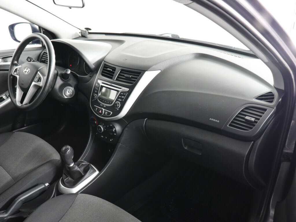 Купить Hyundai Solaris с пробегом. Фото: #5