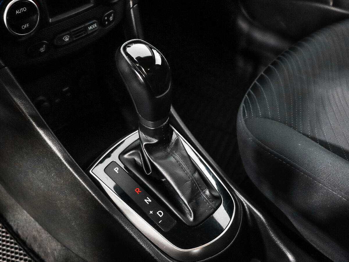 Купить Hyundai Solaris с пробегом. Фото: #9