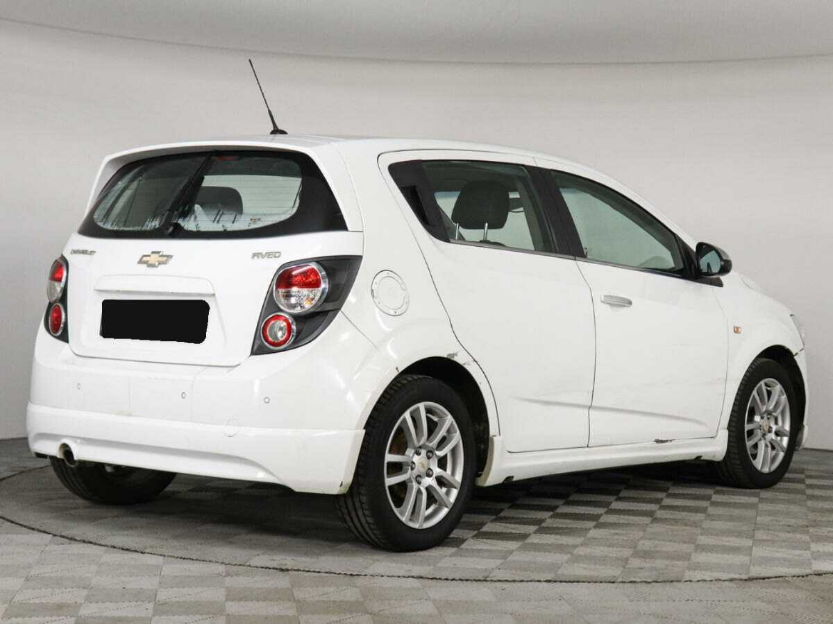 Купить Chevrolet Aveo с пробегом. Фото: #2