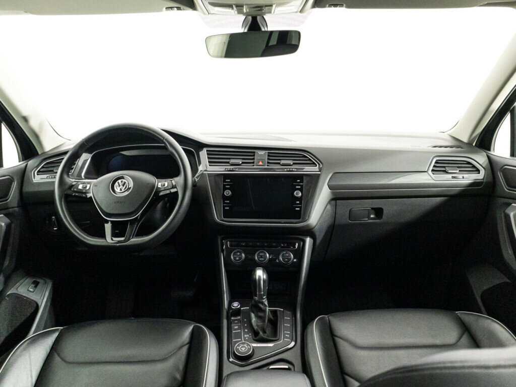 Купить Volkswagen Tiguan с пробегом. Фото: #12