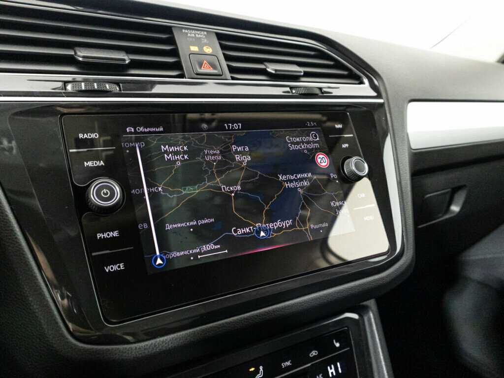 Купить Volkswagen Tiguan с пробегом. Фото: #14