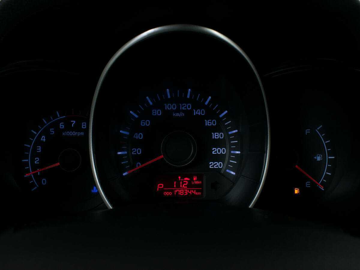 Купить Kia Rio с пробегом. Фото: #13