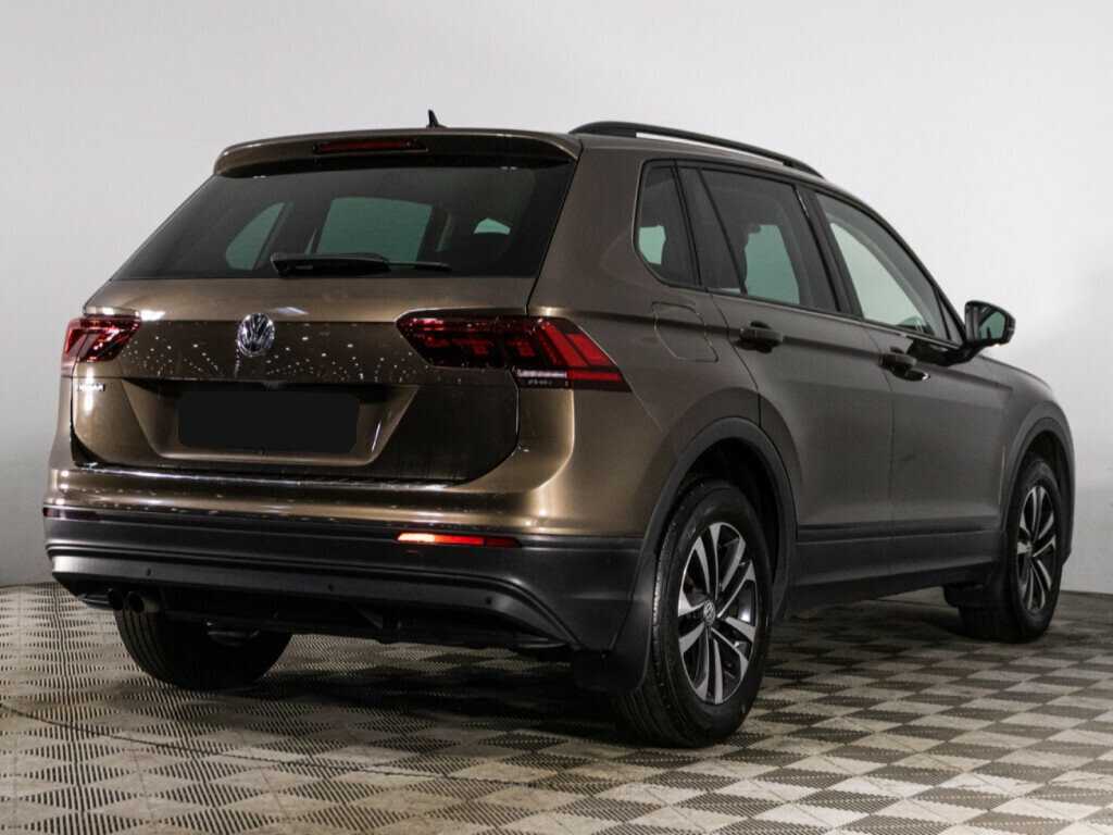 Купить Volkswagen Tiguan с пробегом. Фото: #4