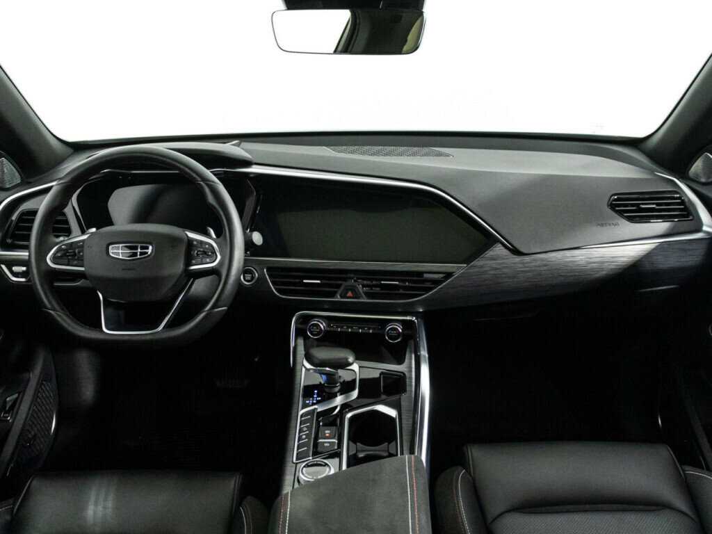 Купить Geely Tugella с пробегом. Фото: #12