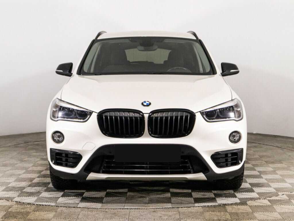 Купить BMW X1 с пробегом. Фото: #1