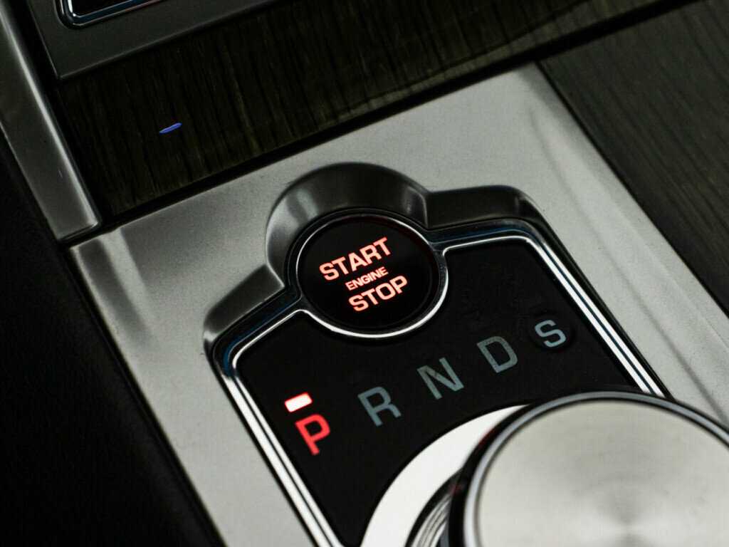 Купить Jaguar XF с пробегом. Фото: #19