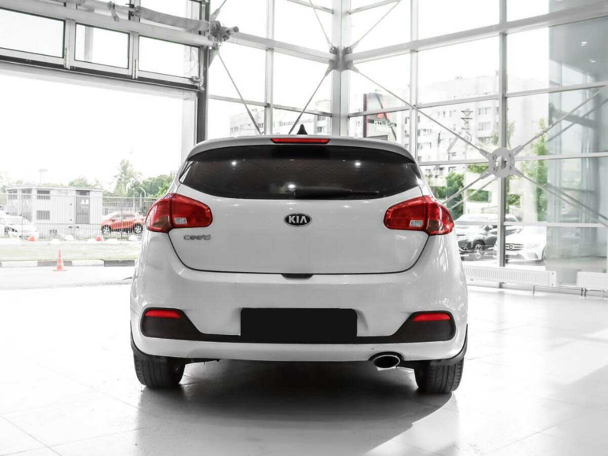 Купить Kia Ceed с пробегом. Фото: #5