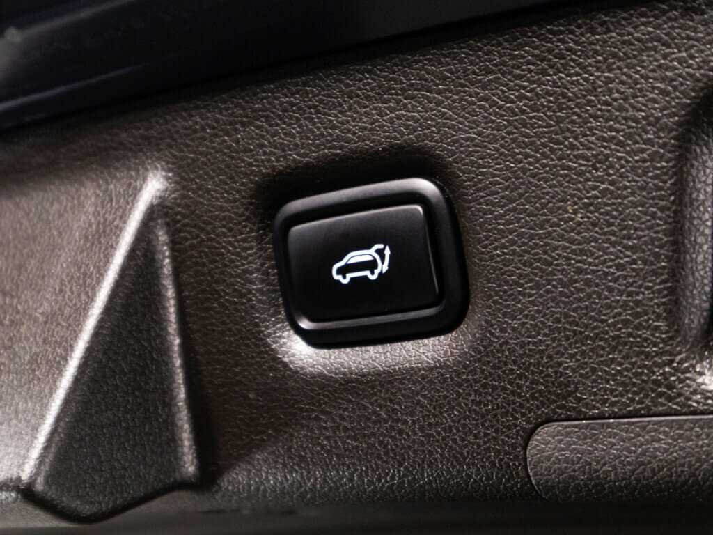 Купить Hyundai Santa Fe с пробегом. Фото: #15