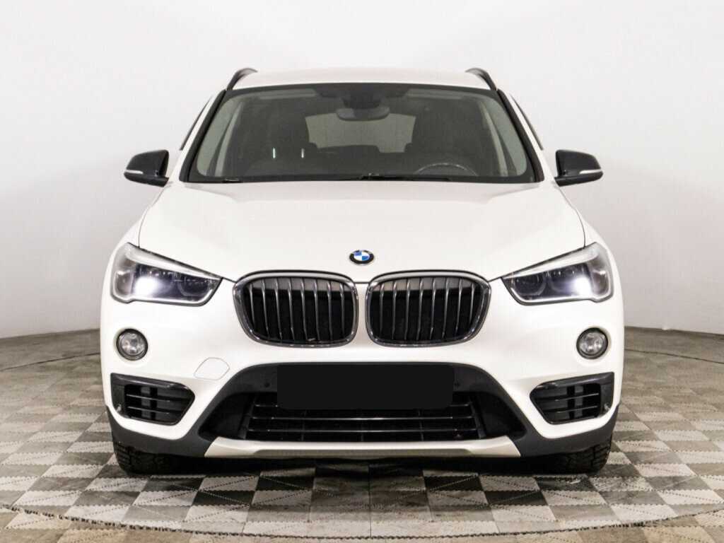 Купить BMW X1 с пробегом. Фото: #1