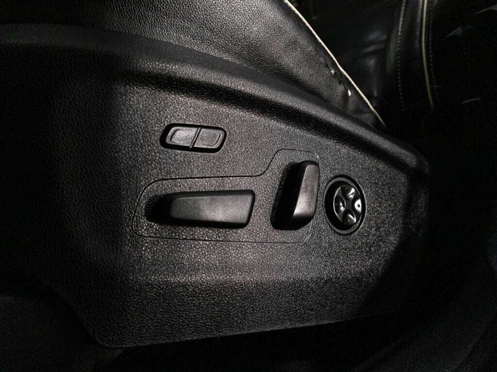 Купить Kia Sorento с пробегом. Фото: #22