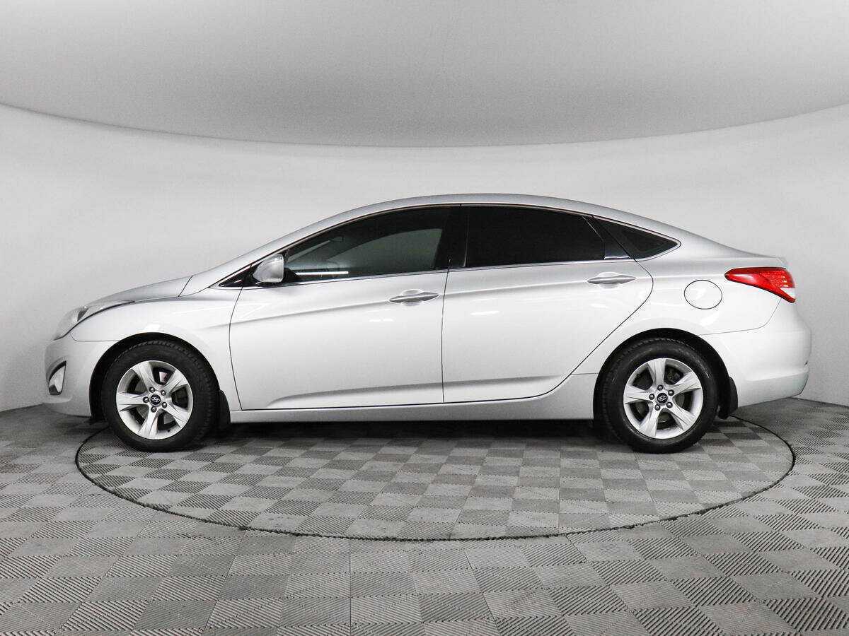 Купить Hyundai i40 с пробегом. Фото: #7