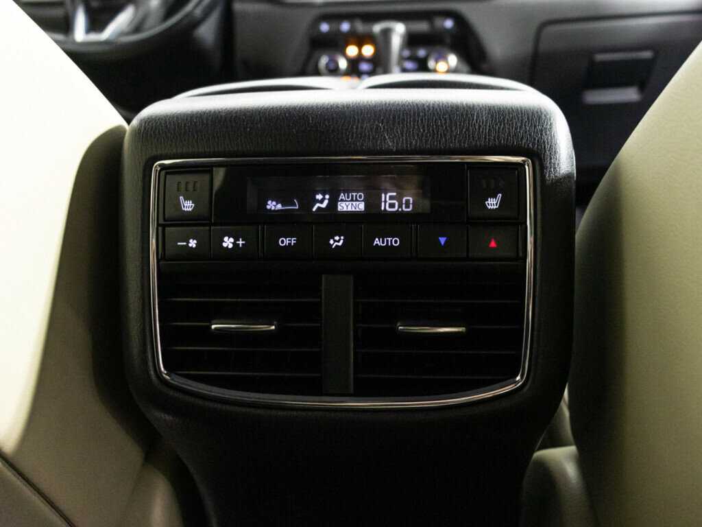 Купить Mazda CX-9 с пробегом. Фото: #27