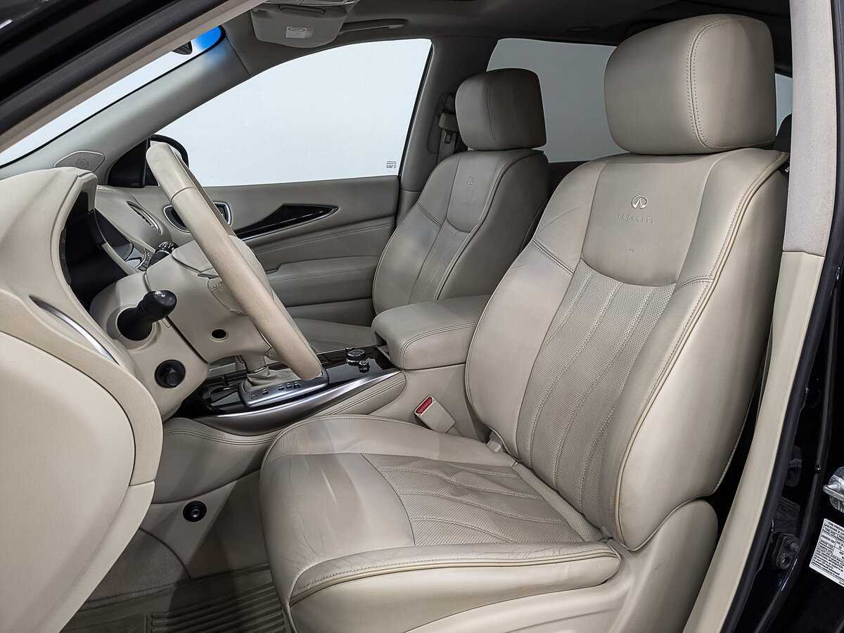 Купить Infiniti QX60 с пробегом. Фото: #19