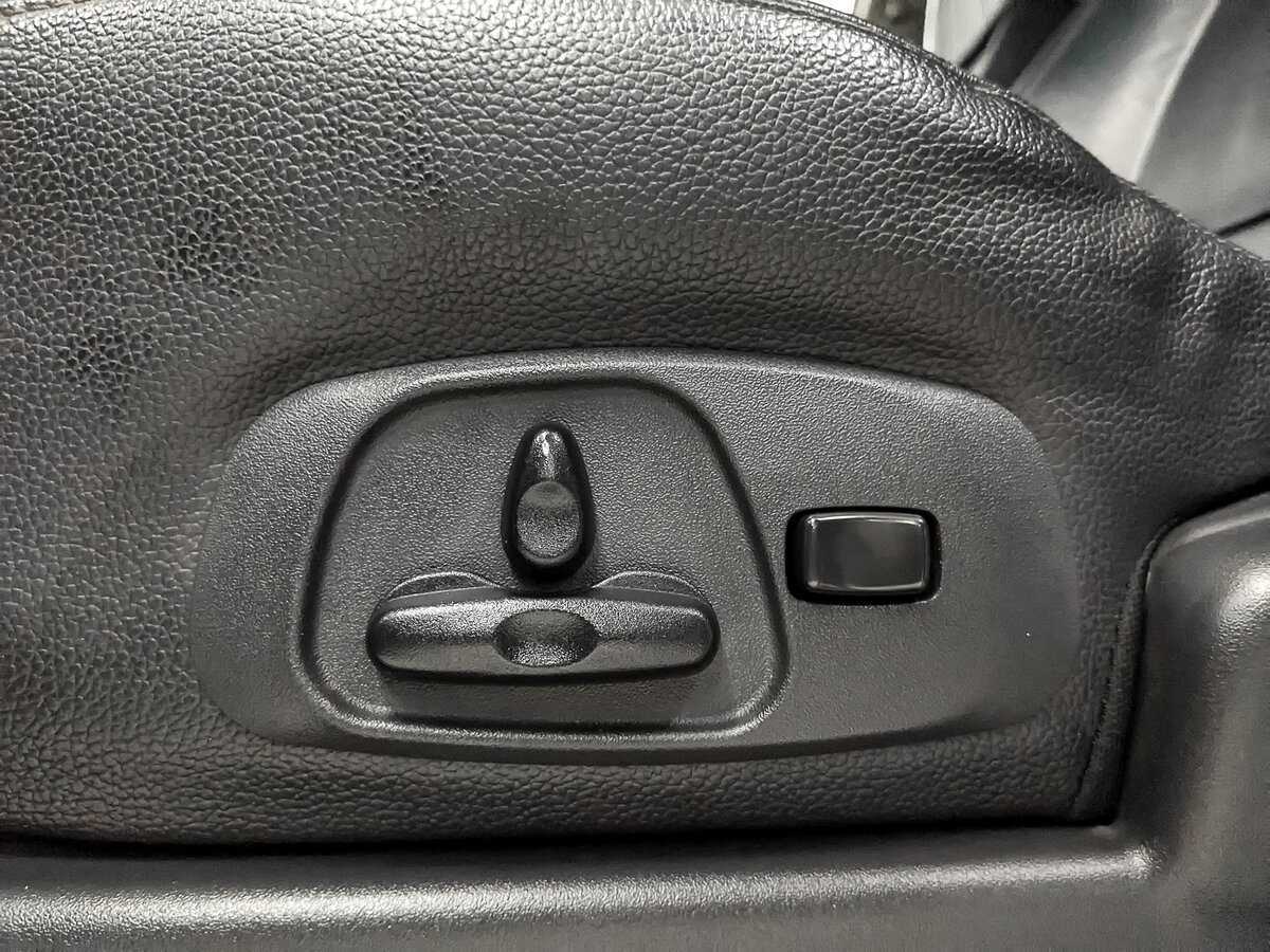 Купить Mitsubishi Pajero с пробегом. Фото: #25