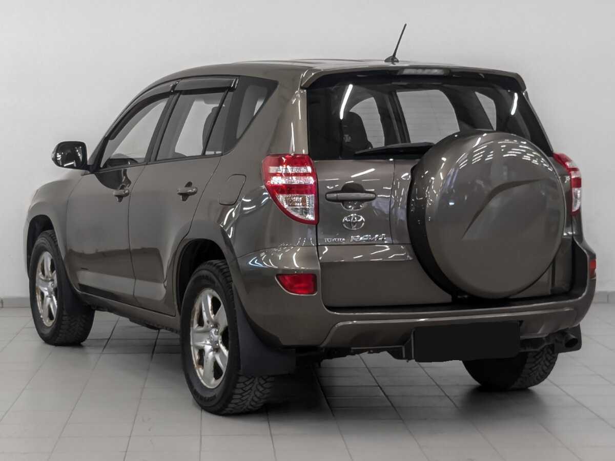 Купить Toyota RAV4 с пробегом. Фото: #6