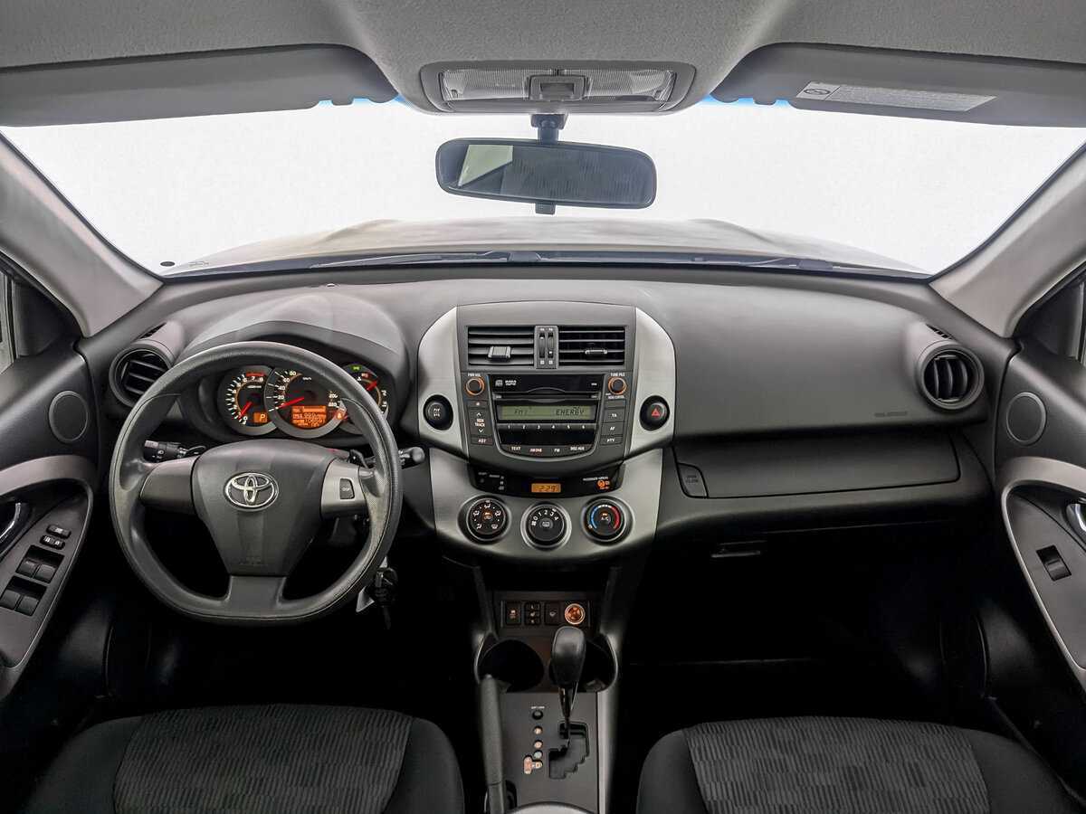 Купить Toyota RAV4 с пробегом. Фото: #13