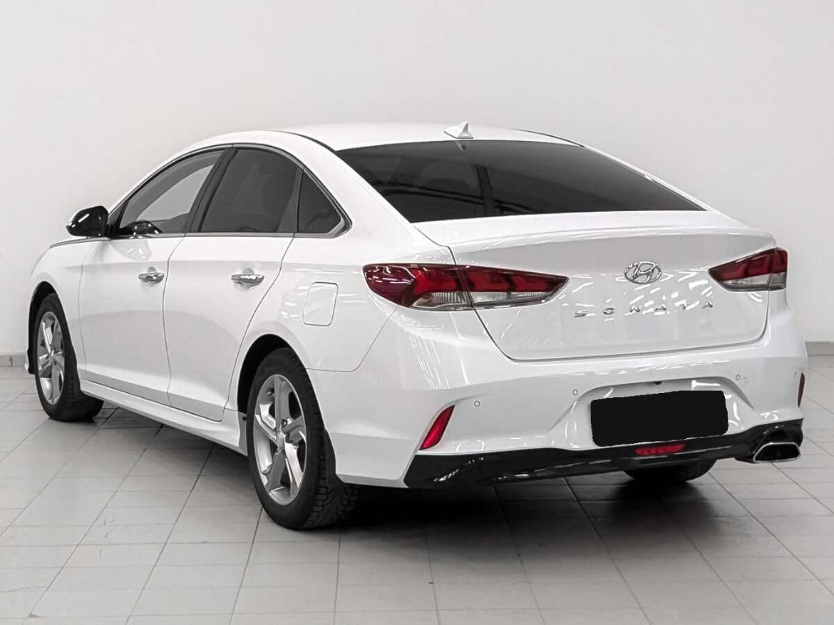 Купить Hyundai Sonata с пробегом. Фото: #6