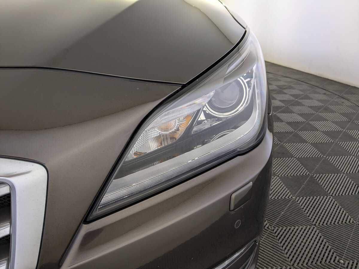 Купить Hyundai Genesis с пробегом. Фото: #15