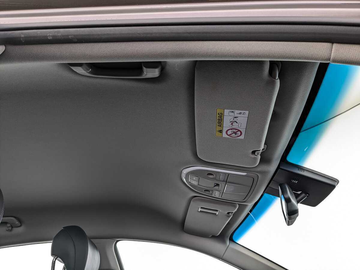 Купить Hyundai Genesis с пробегом. Фото: #21