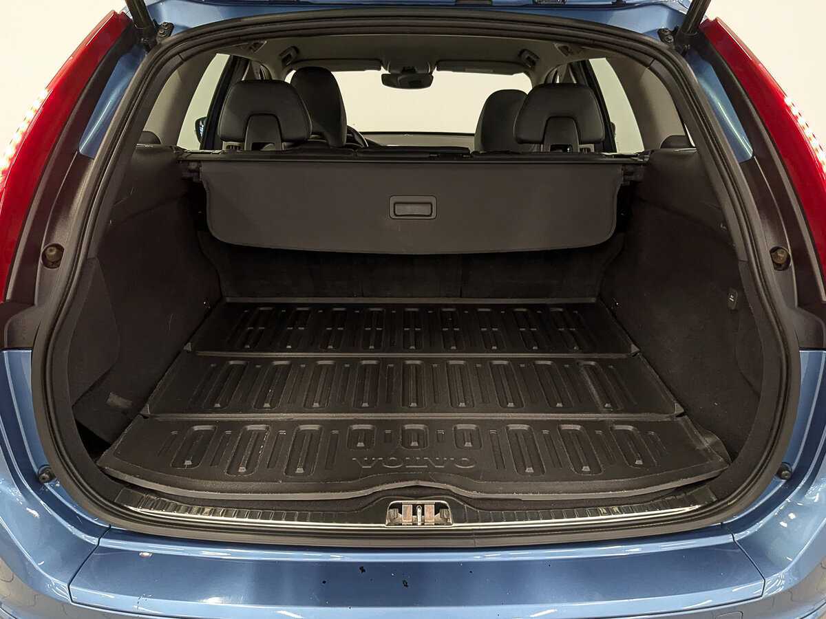 Купить Volvo XC60 с пробегом. Фото: #9