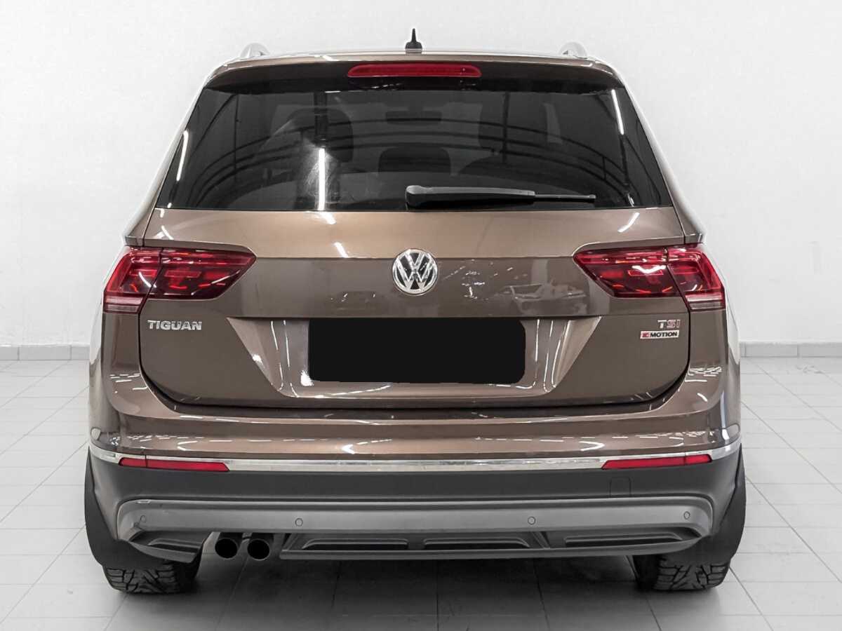 Купить Volkswagen Tiguan с пробегом. Фото: #5