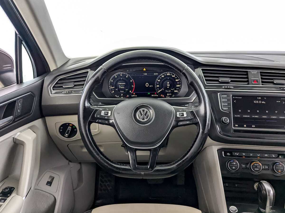 Купить Volkswagen Tiguan с пробегом. Фото: #20