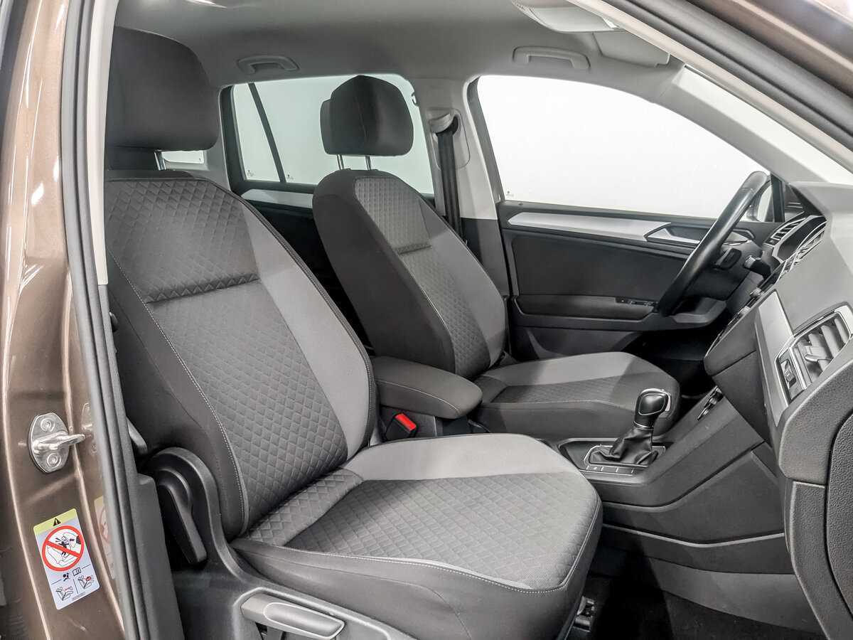 Купить Volkswagen Tiguan с пробегом. Фото: #22